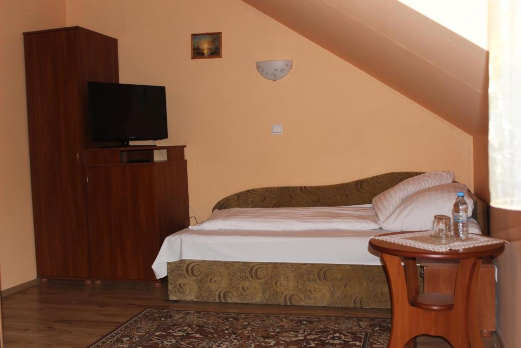 Hotel Czardasz Września Extérieur photo